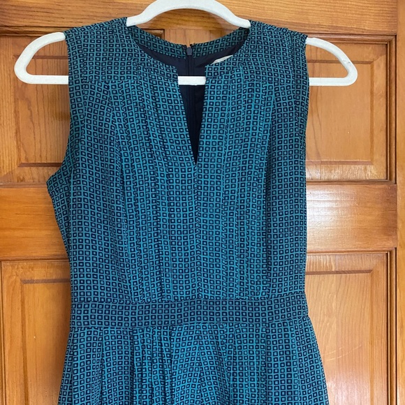 Chiffon geometric print Halogen dress - Picture 2 of 7